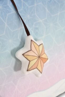 NICI 48167 Kissen Einhorn Theodor Mit Schneeanzug, Rechteckig -Stofftierladen nici 48167 kissen einhorn theodor mit schneeanzug rechteckig 2